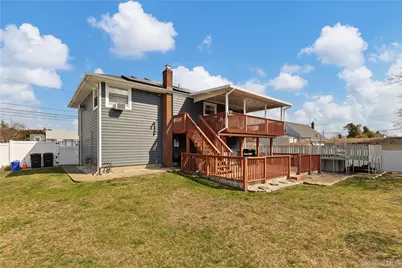 182 Montgomery Avenue, West Babylon, NY 11704 - Photo 22