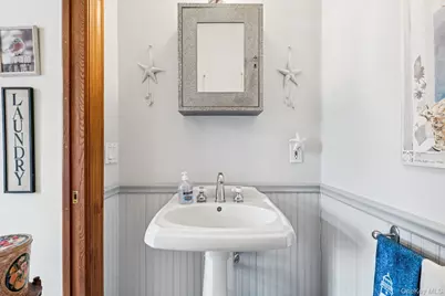 1115 White Eagle Drive, Laurel, NY 11948 - Photo 32