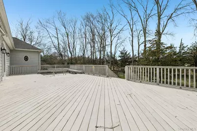 1115 White Eagle Drive, Laurel, NY 11948 - Photo 38