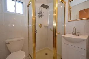 10 Maureen Dr, Hauppauge, NY 11788 - Photo 16