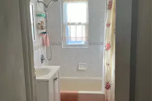 142-14 231st St, Springfield Gardens, NY 11413 - Photo 10