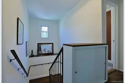 17 N Brook Road, Larchmont, NY 10538 - Photo 36