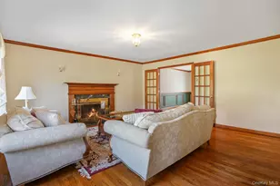 104 Stowe Dr, Poughquag, NY 12570 - Photo 8