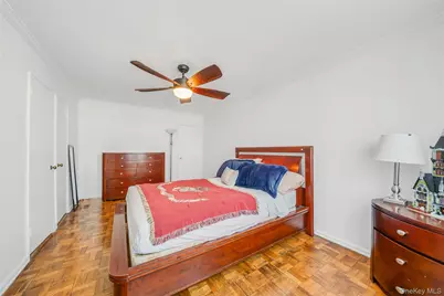 60 Hempstead Avenue #1O, Lynbrook, NY 11563 - Photo 12