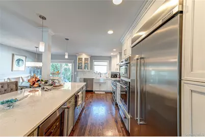 35 Circle Drive, Syosset, NY 11791 - Photo 8