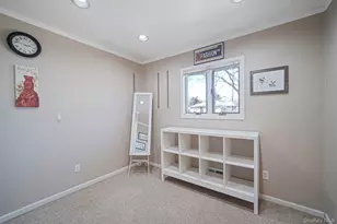 10 Pierre Dr, Commack, NY 11725 - Photo 30