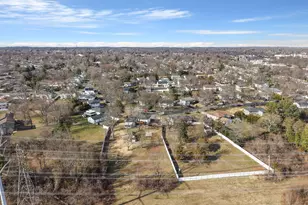 10 Pierre Dr, Commack, NY 11725 - Photo 6