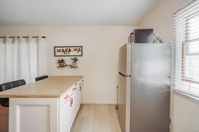 10 Pierre Drive, Commack, NY 11725 - Photo 44