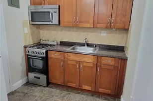 141-60 84th Rd, Briarwood, NY 11435 - Photo 4