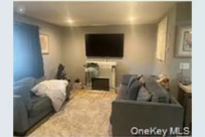 250 Feller Drive, Central Islip, NY 11722 - Photo 4