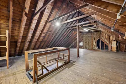 193-12 Foothill Avenue, Hollis, NY 11423 - Photo 36