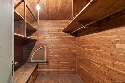 193-12 Foothill Avenue, Hollis, NY 11423 - Photo 38