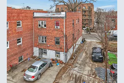 147-50 Barclay Avenue, Flushing, NY 11355 - Photo 20