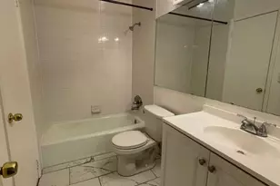 220 Parkside Dr, Suffern, NY 10901 - Photo 8