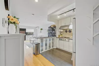 84-05 Queens Boulevard #5C, Elmhurst, NY 11373 - Photo 4