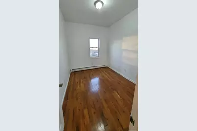 10631 156th Street, Jamaica, NY 11433 - Photo 6