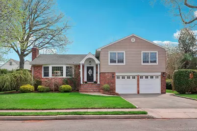 137 Weyford Terrace, Garden City, NY 11530 - Photo 1
