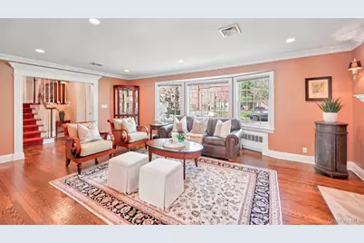137 Weyford Terrace, Garden City, NY 11530 - Photo 8