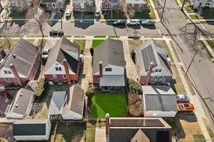 214 Central Blvd, New Hyde Park, NY 11040 - Photo 26