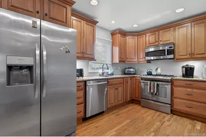 514 Kings Highway, Valley Cottage, NY 10989 - Photo 8