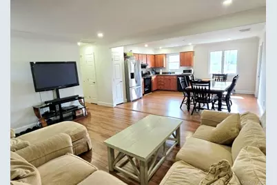 38 Pentmoor Drive, Mastic, NY 11950 - Photo 4