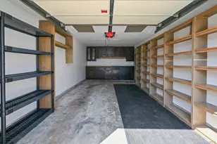 16 Tudor Rd, Hicksville, NY 11801 - Photo 10