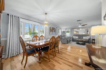 9 Ballad Lane, Stony Brook, NY 11790 - Photo 4