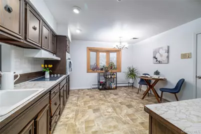 29 Donna Lane, Long Beach, NY 11561 - Photo 12