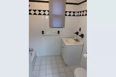 8674 108th Street, Richmond Hill, NY 11418 - Photo 6