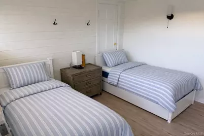 78 E Bayview Avenue #14, Ocean Beach, NY 11770 - Photo 2