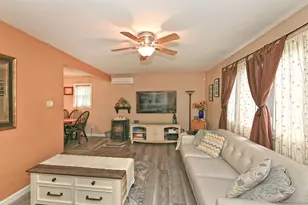 171 Pauline St, Holbrook, NY 11741 - Photo 6