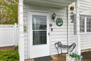 171 Pauline St, Holbrook, NY 11741 - Photo 4