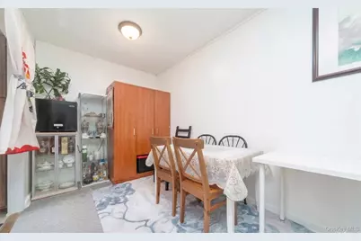 19637 69th Avenue #2F, Fresh Meadows, NY 11365 - Photo 4