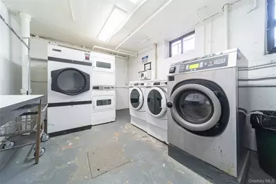 19637 69th Avenue #2F, Fresh Meadows, NY 11365 - Photo 10