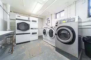 196-37 69th Ave, Fresh Meadows, NY 11365 - Photo 10