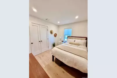 28 Alanson Lane, Hampton Bays, NY 11946 - Photo 18