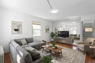 7 Everett St, Valley Stream, NY 11580 - Photo 1