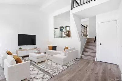 18 Spruce Court, Fishkill, NY 12524 - Photo 4