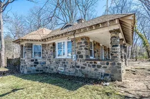 1425 Middle Neck Rd, Sands Point, NY 11050 - Photo 30