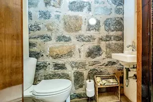 1425 Middle Neck Rd, Sands Point, NY 11050 - Photo 22