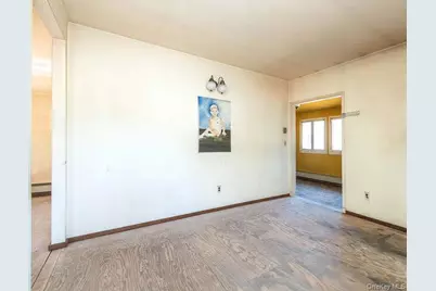 1425 Middle Neck Road, Sands Point, NY 11050 - Photo 24