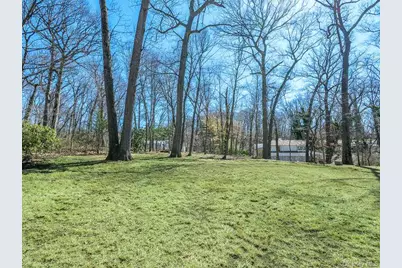 1425 Middle Neck Road, Sands Point, NY 11050 - Photo 34