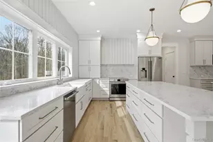 Lot 12 Bookville Ct, Holbrook, NY 11741 - Photo 10