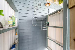 61 Atlantic Ave, Hampton Bays, NY 11946 - Photo 34