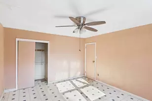 1256 Allerton Ave, Bronx, NY 10469 - Photo 14