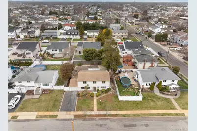 2547 Army Place, Bellmore, NY 11710 - Photo 30