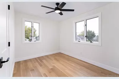 2547 Army Place, Bellmore, NY 11710 - Photo 16