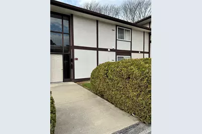 7 Millholland Drive #L, Fishkill, NY 12524 - Photo 2