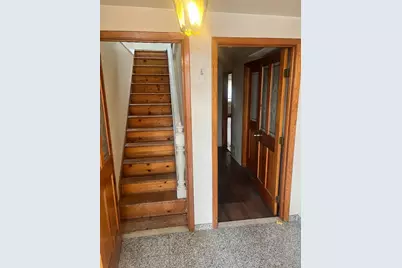 23-84 33rd, Astoria, NY 11105 - Photo 4