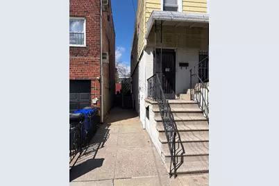 23-84 33rd, Astoria, NY 11105 - Photo 2